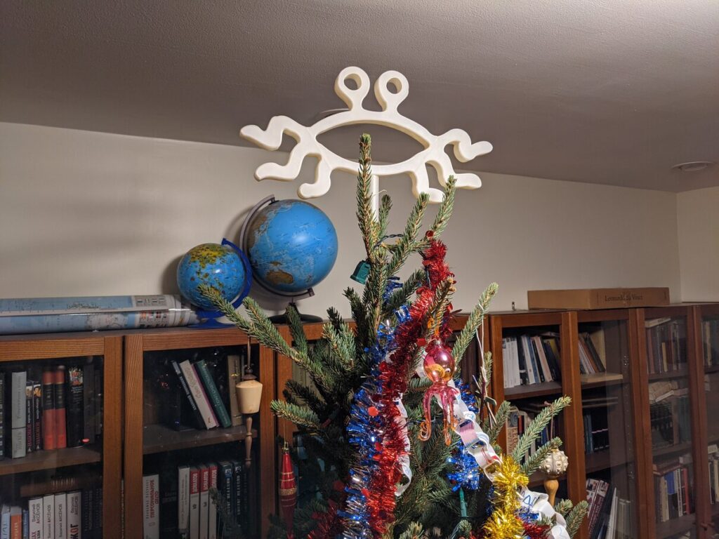 Flying Spaghetti Monster tree topper on a tree